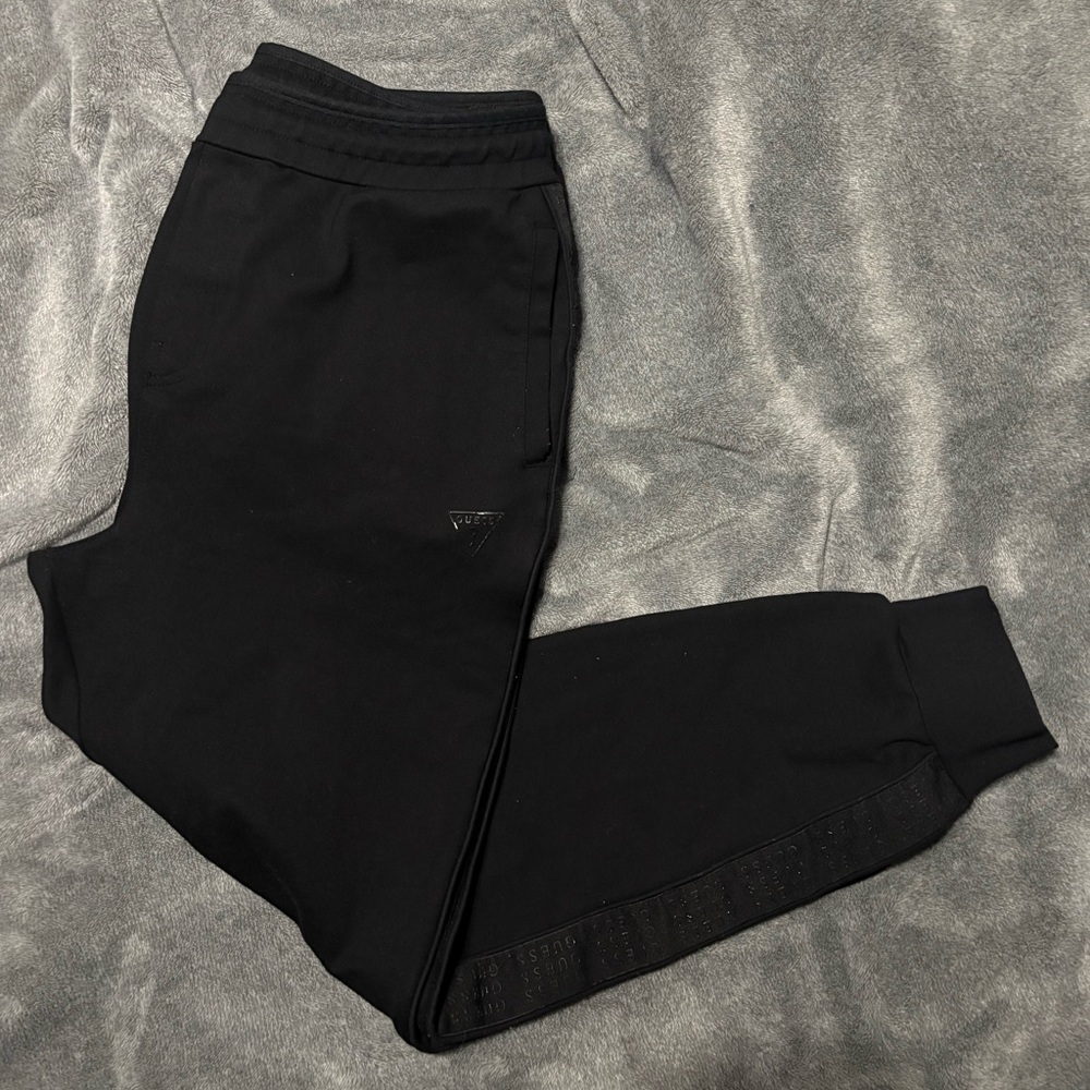 Guess Men’s Sweatpants